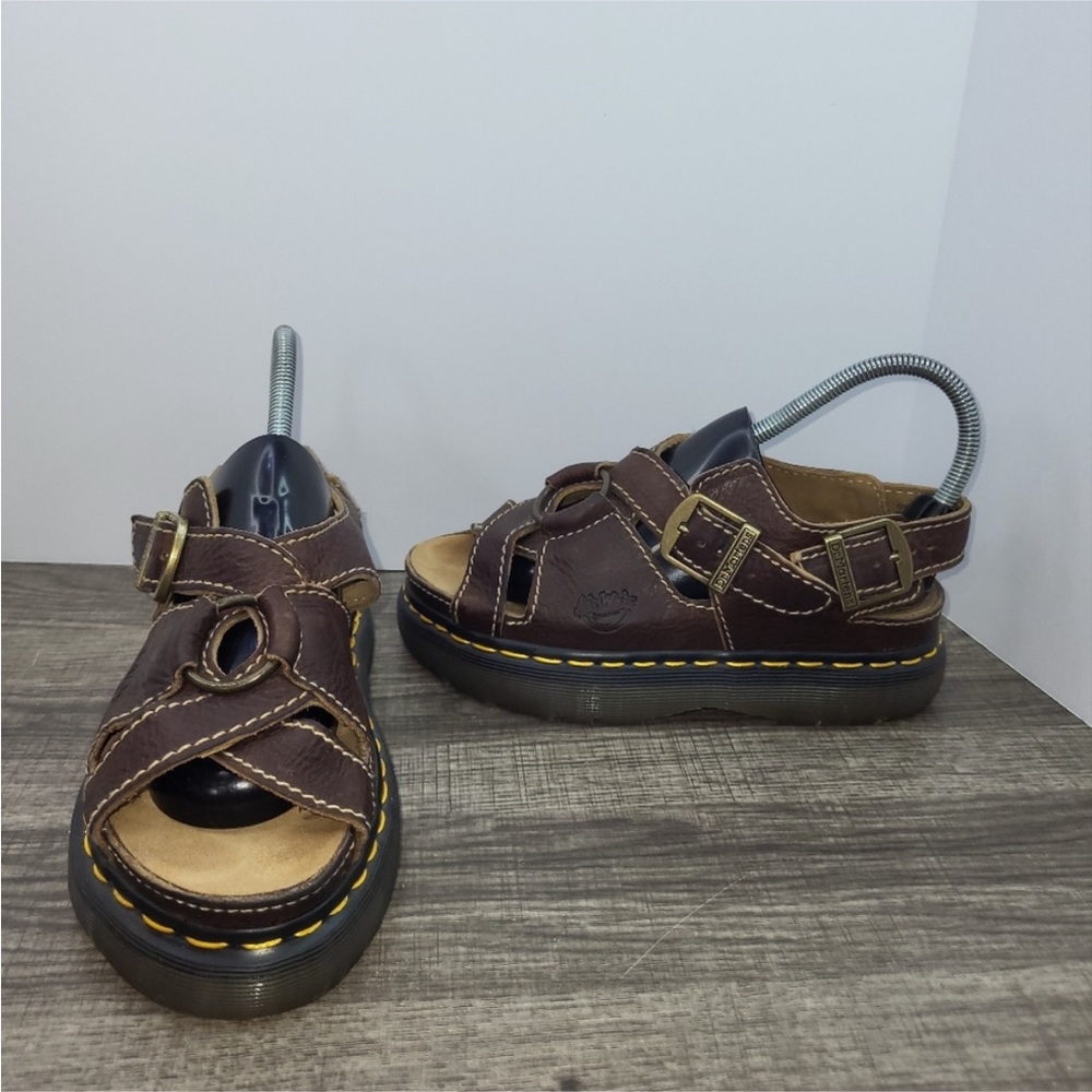 Doc Martens 9067 men’s 6 Brown leather O ring fisherman chunky Sandals